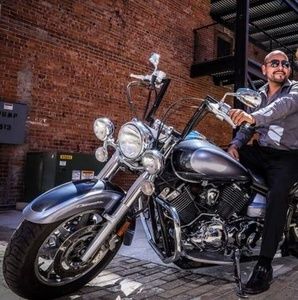 Meet your Posher, Cesar